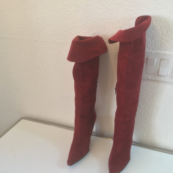 Via Spiga tall red suede.boots with sexy back button detailπ - Picture 4 of 16